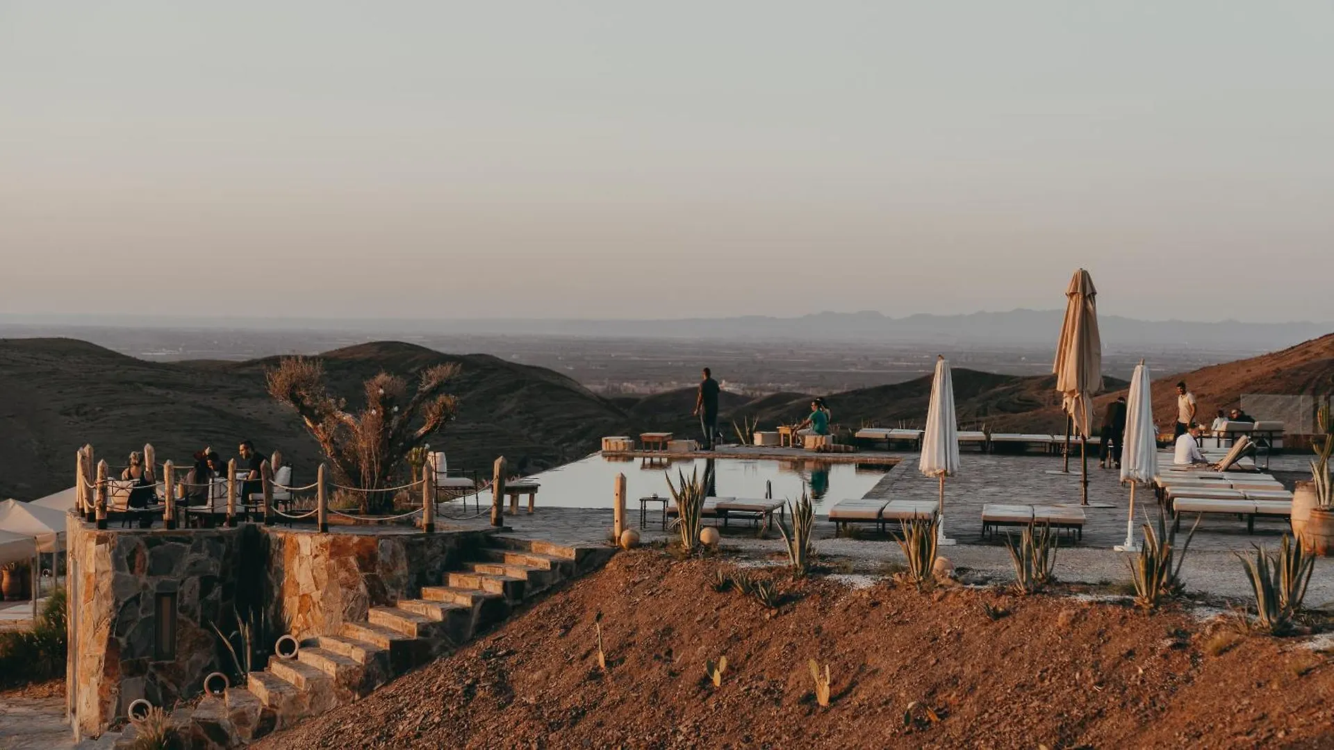 The White Camel Camp - Agafay Desert Activities Marrakesh Lodge