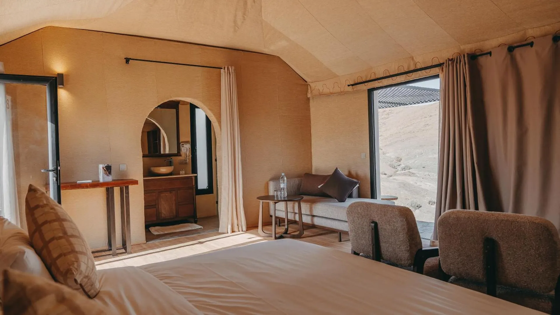 The White Camel Agafay Villa Marrakesh Lodge